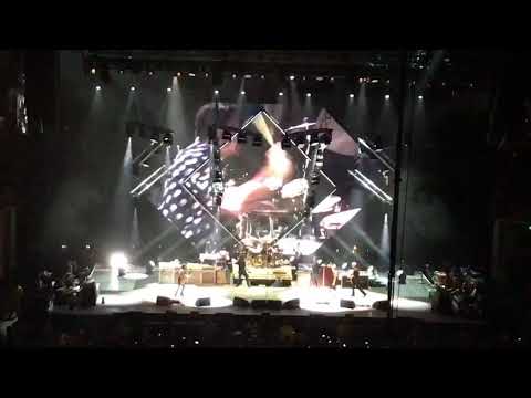 Foo Fighters - Under Pressure