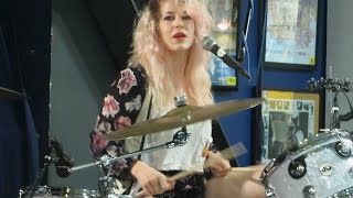 DEAP VALLY - GONNAWANNA