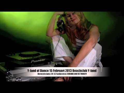 Turn it up & Burn in Hell (Dj Miss Phoenix & Deejay HvB Mash-up)