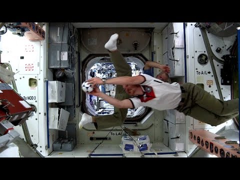 Fußballfieber auch im Weltall - mit Astronaut Alexander Gerst | FIFA WM 2014 Brasilien