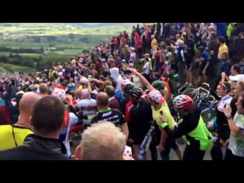 Tour de France on Côte de Buttertubs as the Peloton passes.