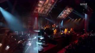 Dimmu Borgir - Xibir, Born Treacherous &amp; Gateways - Live at Oslo Spektrum 2011.wmv