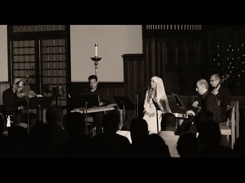Al-Bustan Music: Dalal Abu Amneh in Sufi Concert-Part 1 دلال ابو آمنة - مقاطع من العرض الصوفي نور