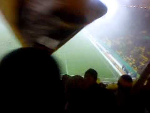 Aachen - Frankfurt [DFB] You never walk alleng