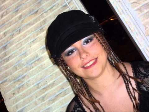 Desiree Cardia Somebody to love