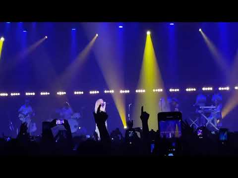 ANAVITORIA - universo de coisas que eu desconheço feat LAGUM (Espaço Unimed) ao vivo