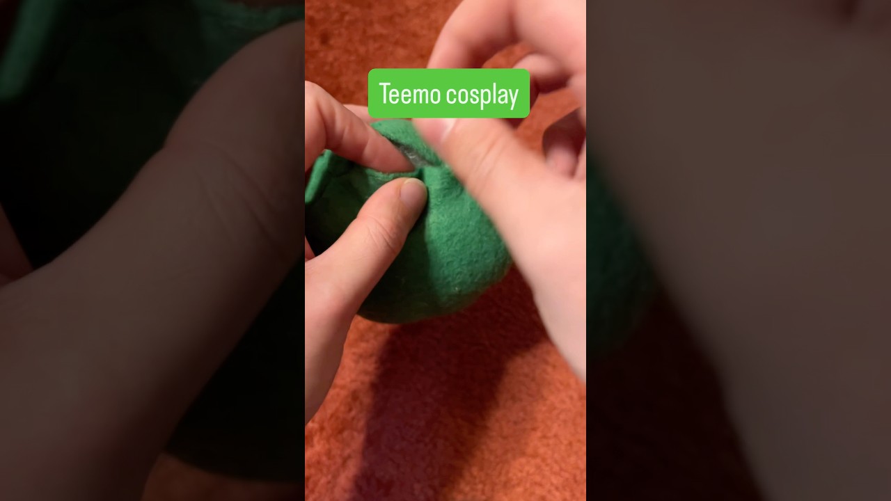 🍄Teemo cosplay for Blue Hen Comic Con 2025! Doom shroom felt plushie sew with me video :) part 1/3