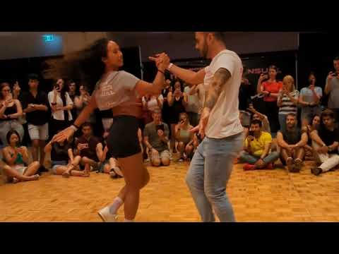 Perth Summer Sensual | Carlos y Chloe | Bachata Fusion Demo | Adicta - Dama & Mayinbito