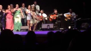 Triana Jero en el homenaje a Manuel Monge. Fin de fiesta