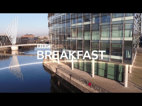 BBC Breakfast (08GMT Headlines + Intro - 13/2/22) [1080p50]