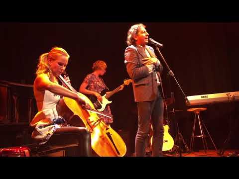 Andermans veren live in deMess