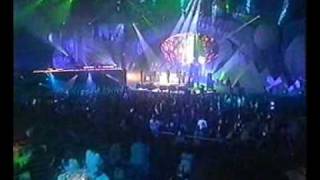 Stereophonics &amp; Tom Jones - Mama Told Me Not To Come - Brits