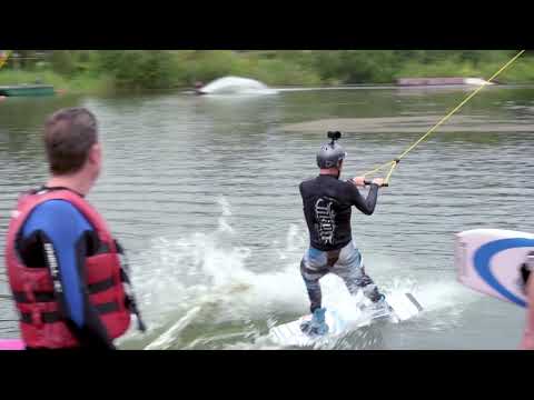 Fotoschnack in Gefahr - auf der Wakeboardanlage