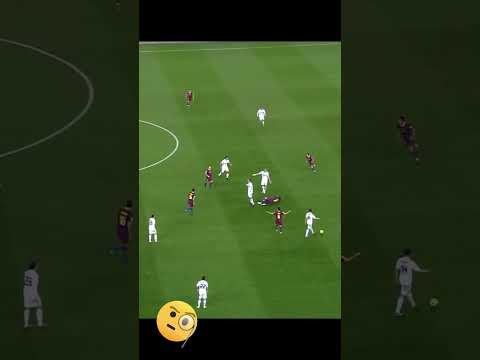 Carvalho hits Messi #football #messi #soccer