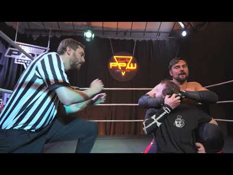 Ellis Barker vs Radu Bulat