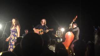 The Lumineers perform &quot;Where the Skies Are Blue&quot; in Louisvile, KY on 9/23/16