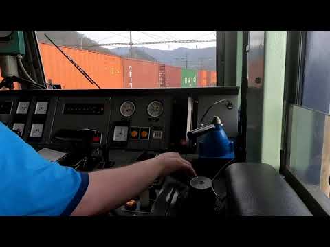 Ústí n/L. vj.n. - Nymburk | ČDC | Loko řady 163 | Ze stanoviště strojvedoucího | Pohled na pult