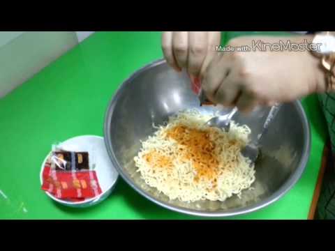 ผัดมาม่า