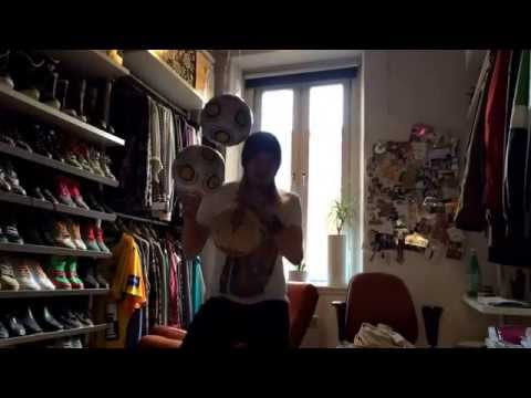 Många bollar i luften!