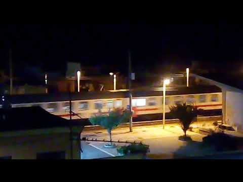 IC 35437 con E402B in spinta