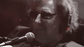 Charly García - La máquina de ser feliz (Pseudo video NO oficial)