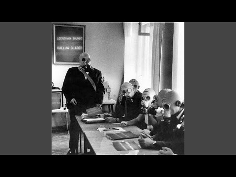 Sitcom Theme Song About a Dysfunctional Family