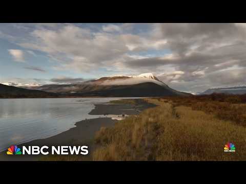 Trump rallies GOP in surprising Alaska battleground