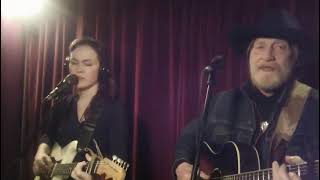 “I Can’t Stop Loving You-Today I Started Loving You Again” Acoustic Cover Ray Charles-Merle Haggard