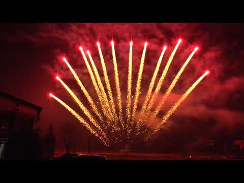 FFW1019 13F 13 shot fan shape red tiger tail with green mine