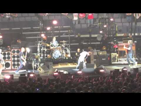 Pearl Jam - Do The Evolution - Oklahoma City - Lightning Bolt Tour - 11.16.2013