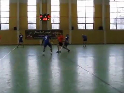 StrefaFutbolu.pl: OIRP Warszawa - Wybrzeże Klatki Schodowej (1)