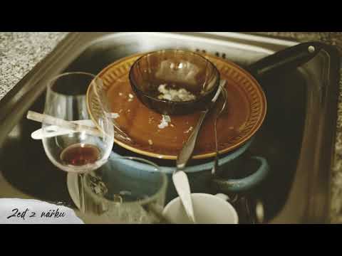 Phoenix - Zeď z nářku feat. E-One, Anna Faistlová (prod. Phoenix)