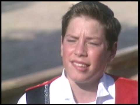 Miami Boys Choir - Henai Ma Tov