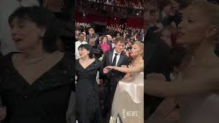 Download lagu Ariana Grande, her mom, and Ethan Slater have a Wickedly good time at the #Oscars. ❤️ #AwardsSeason mp3 Download lagu Ariana Grande, her mom, and Ethan Slater have a Wickedly good time at the #Oscars. ❤️ #AwardsSeason mp3