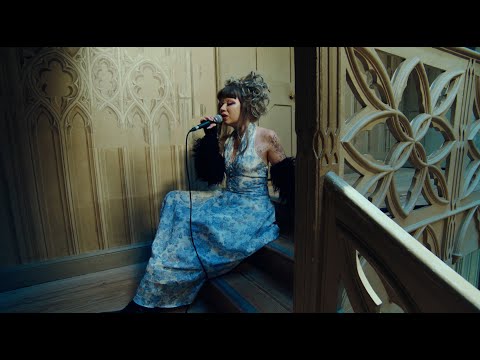 Video thumbnail for Stockholm Butterfly (Strawberry House Sessions)