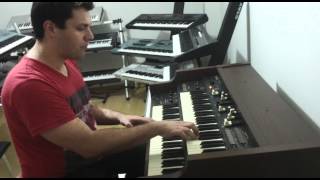 Video thumbnail for ROLAND VK-88 , na classic keyboards com tecladista Marcelo Loureiro , by CLASSIC KEYBOARDS