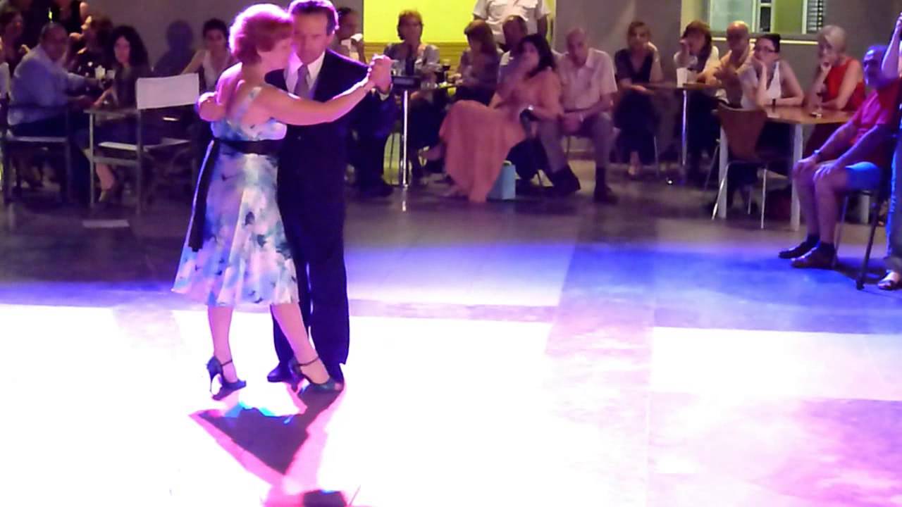 1 La Milonga del Patio presenta a Liliana y Jorge Rodriguez- "Garras"