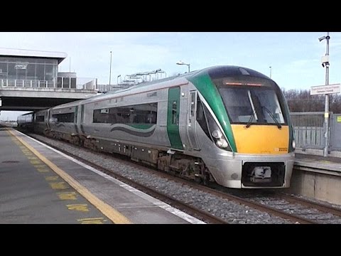 Irish Rail 22000 Class Intercity Train 22352 - Clondalkin & Fonthill, Dublin