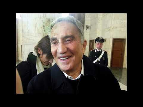 Processo Ruby - Emilio Fede: "Mai viste ragazze nude ad Arcore"