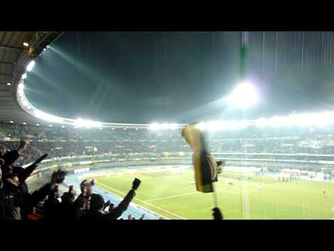 Hellas Verona - Modena 2-1: Tifo Settore Est.