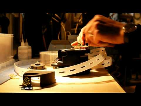 Sila gravitacije izvor energije za lampe - Al Jazeera Balkans