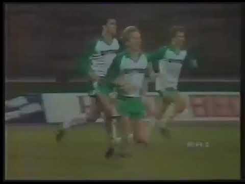 Rudi Voller (Werder Bremen) - 02/11/1983 - Werder Bremen 1x1 Lokomotiva Leipzig-AL.OR - 1 gol