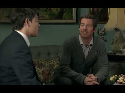 Amar C575 - Julián le dice a Marcelino que de momento no cente con el seguro del bar