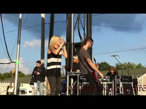 Lacey Sturm I'm Not Laughing Live HD (Uprise Festival 2017)