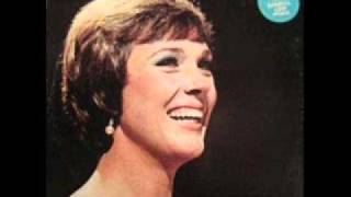 The World Of Julie Andrews - The Honeysuckle And The Bee
