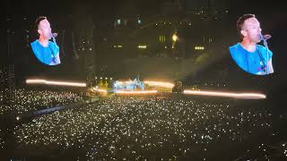 Download lagu Coldplay - Yellow (Live in Hong Kong 2025) 12.4.2025 mp3 Download lagu Coldplay - Yellow (Live in Hong Kong 2025) 12.4.2025 mp3