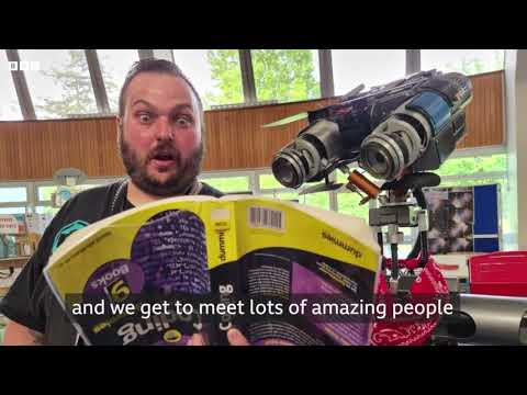 Man Successfully Constructs Iconic Johnny 5 Robot from Short Circuit Movie