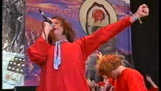 Polyphonic Spree - It&#39;s The Sun (Glasto 2003)