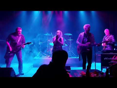 Unlikely Suspects Jan 28 2022 Bunkers Bar and Grill - Love Runs Out