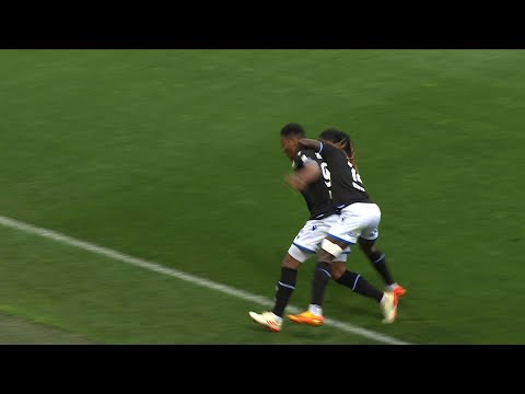 L'incroyable frappe de Rayan Raveloson !